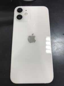 iPhone12mini背面ホワイト